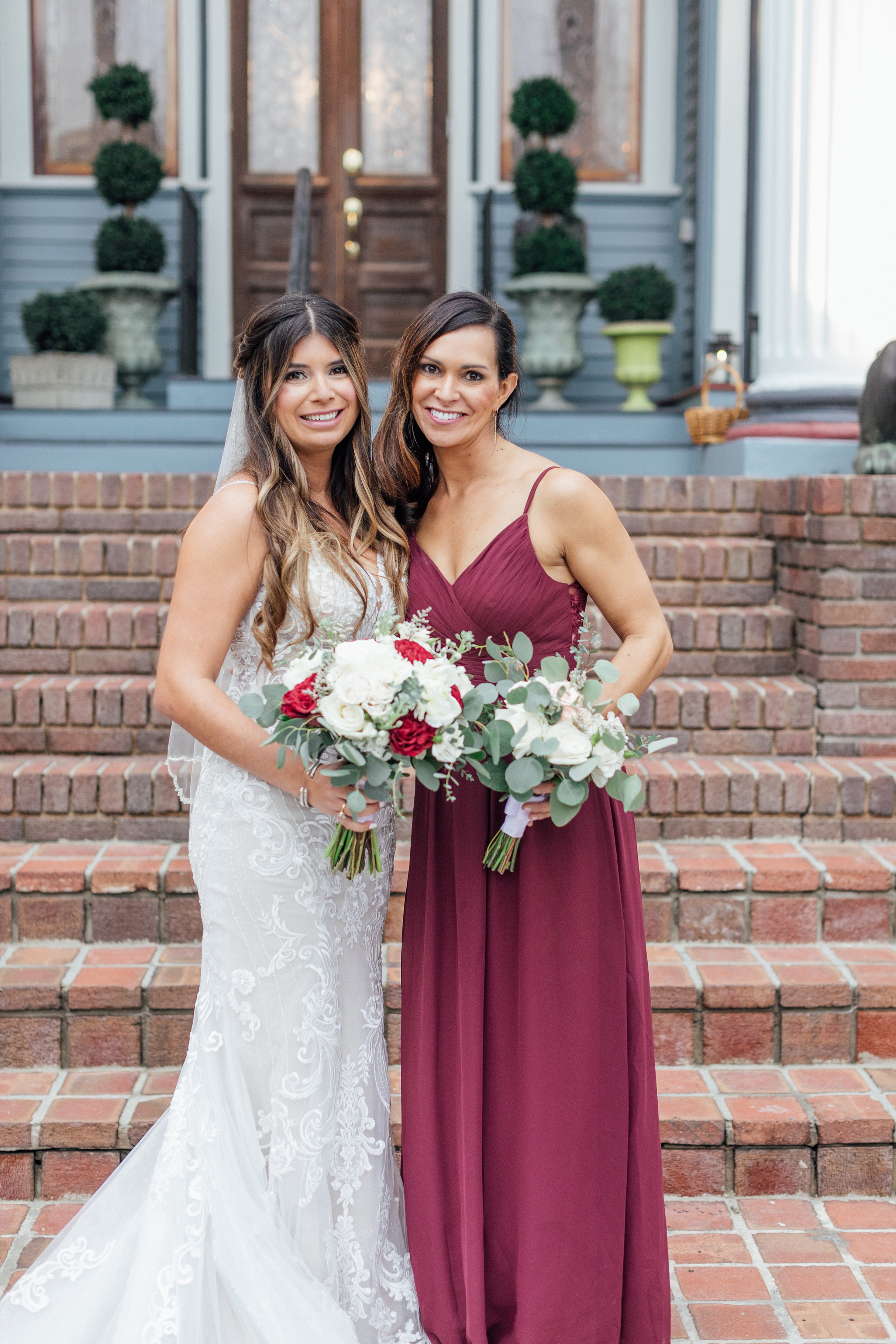 Bridal portrait at Dr. Phillips House, Orlando — hair & makeup by Masters Artistry